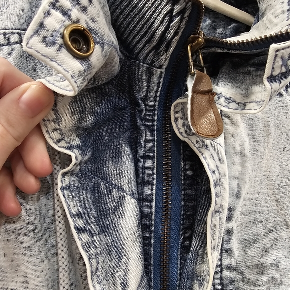 COOLEST VINTAGE COAT 😎 - Picture 5 of 11